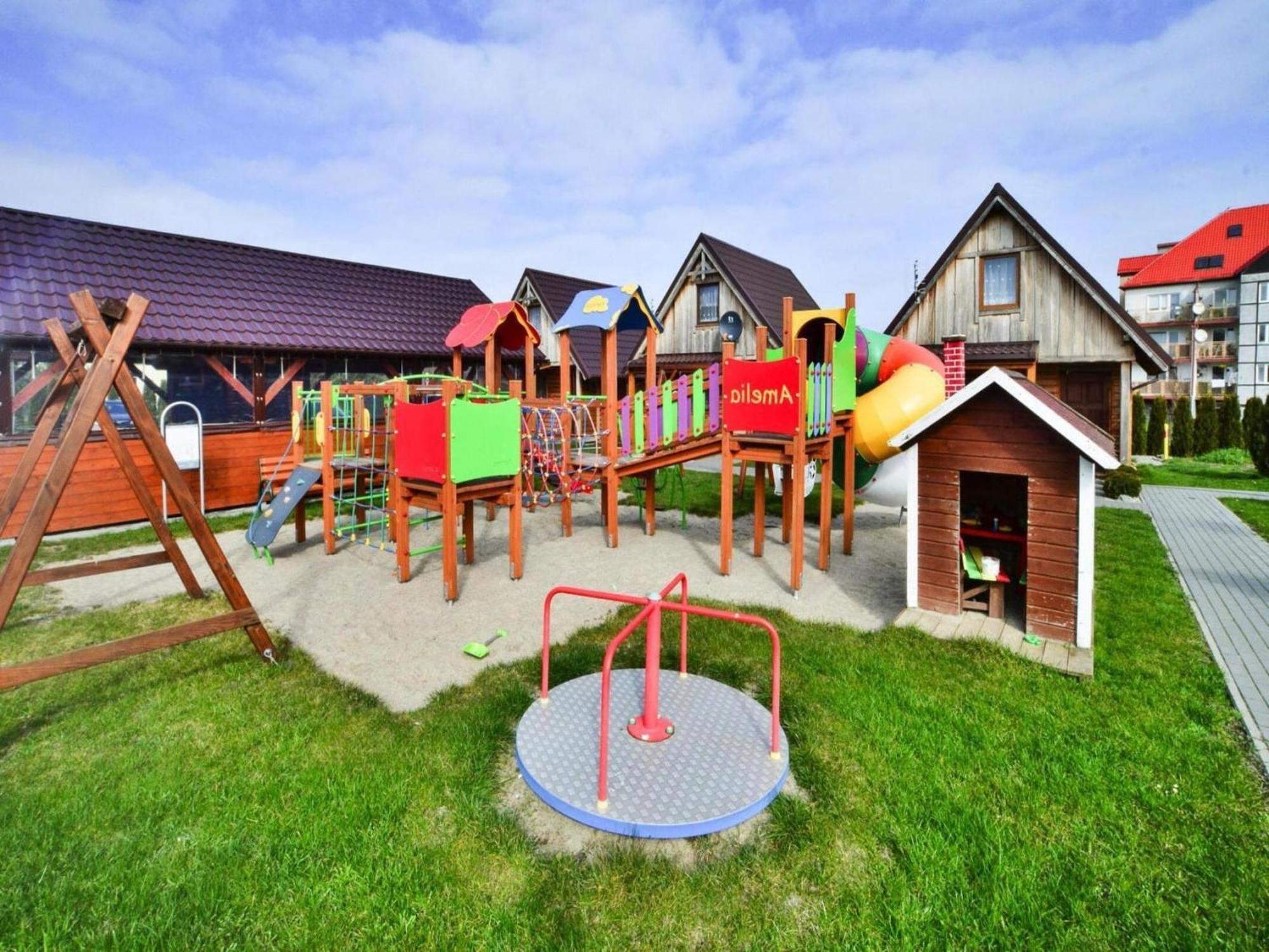 2-Storey Holiday Homes, Устроне-Морське Екстер'єр фото