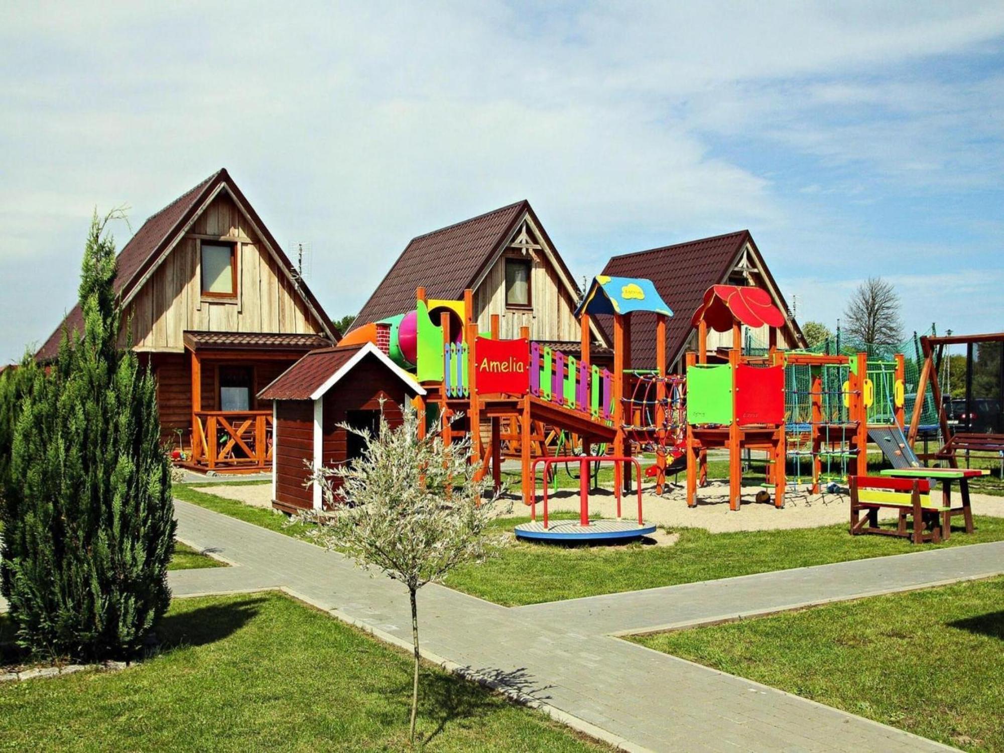2-Storey Holiday Homes, Устроне-Морське Екстер'єр фото